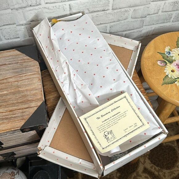 NIB Vintage The Broadway Collection Porcelain Doll Limited Edition Polly 12400 - Picture 6 of 6